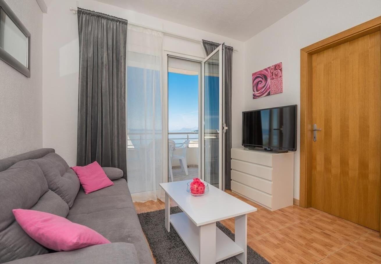 Apartments Ivi - 100 M From Pebble Beach Drasnice Kültér fotó